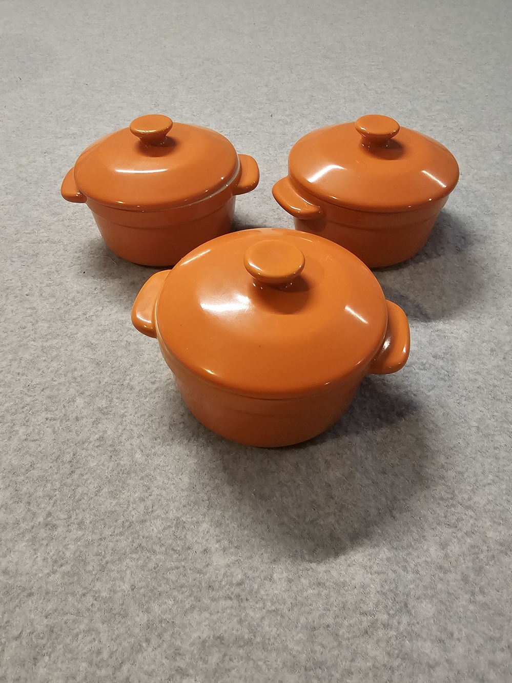 Food Network Orange Ceramic Mini Casserole Ramikin Set of 3 with Lids